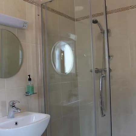 Дом отдыха Quay Rest Rooskey