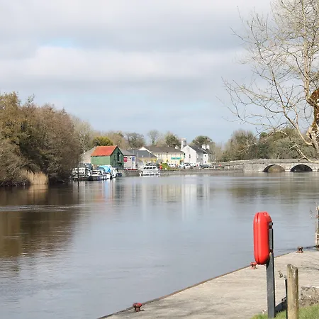 Дом отдыха Quay Rest Rooskey